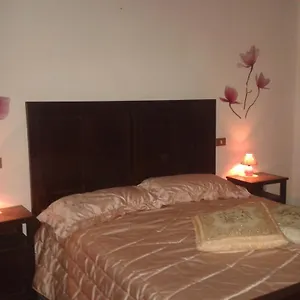  Oda ve Kahvaltı A Casa Di Maria İtalya